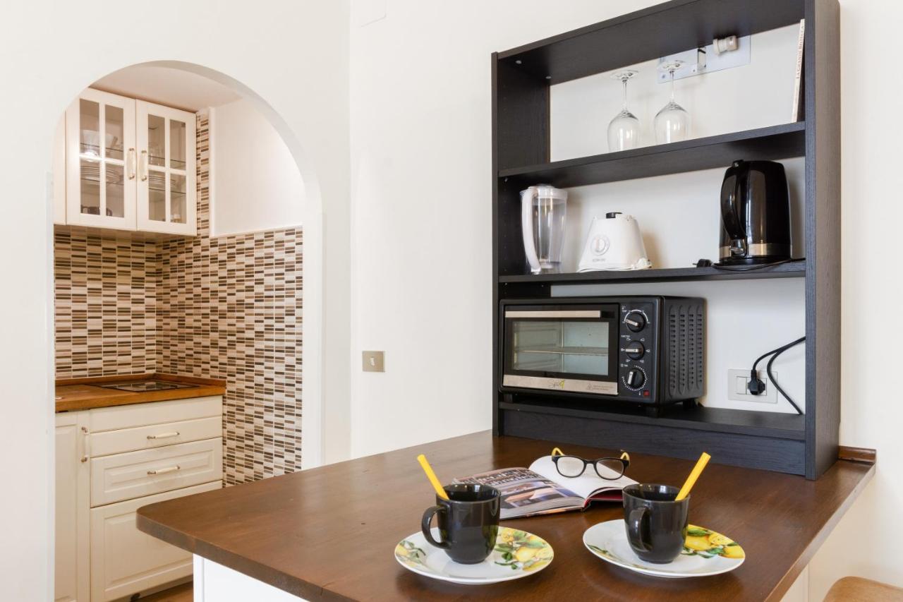 Pergola Modern And Cozy Appartement Florence
